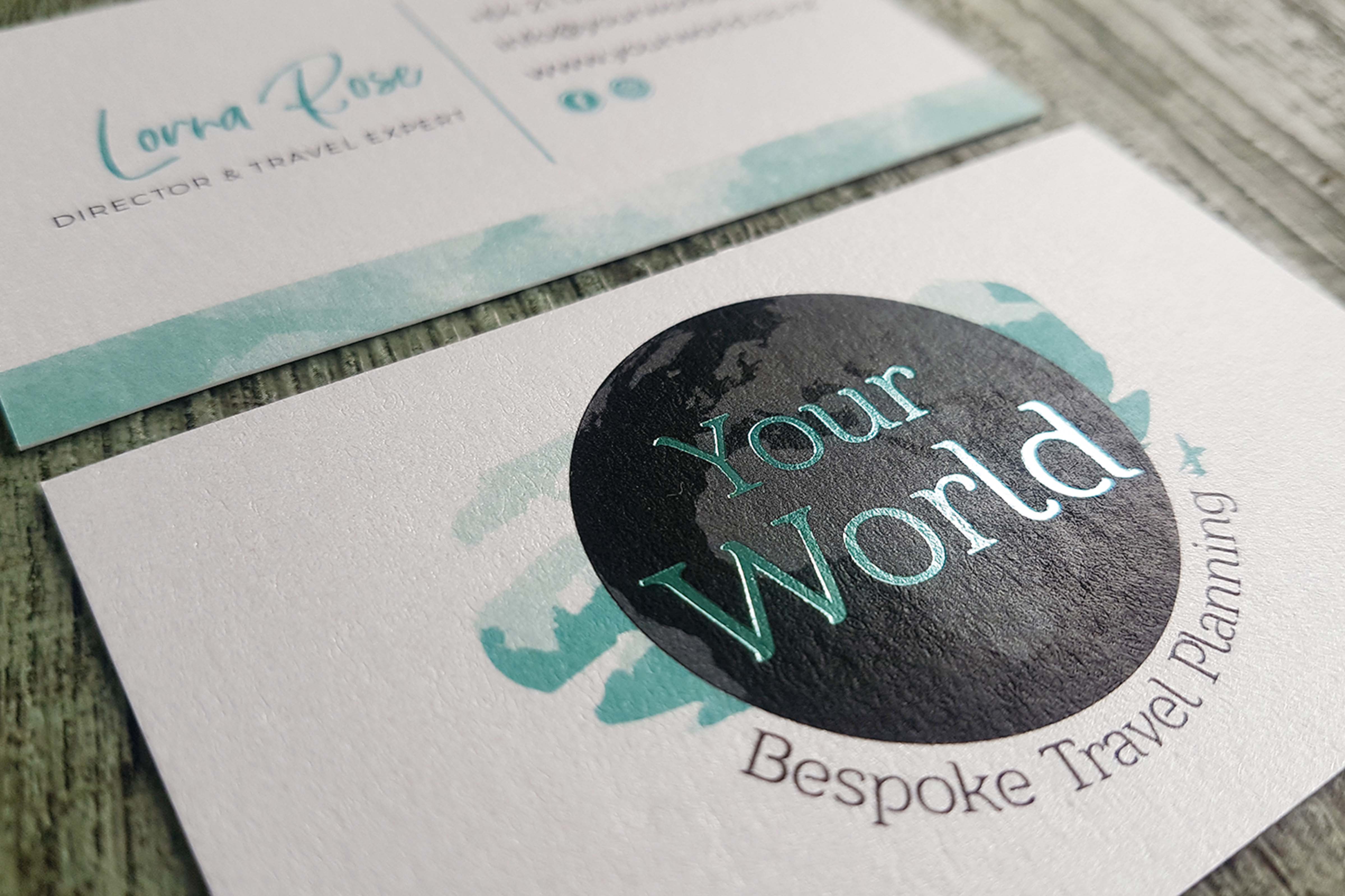 在名片設計之前往往已經有品牌主色的設定,所以首要思考的是如何在品牌主色的基礎上去發展,或許是對比色創造衝突的美感抑或是近似色將品牌統合起來,端看這張名片在當下的用途是什麼。<br> 如何讓客戶了解他應該了解的、感受他應該感受的,才是名片設計的重要功能,顏色使用的越是適合,對於氛圍的創設具有相當程度的重要性。